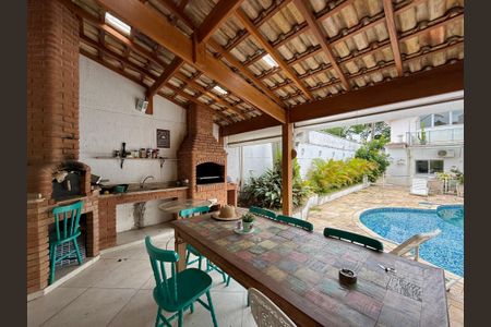 Casa para alugar com 550m², 4 quartos e 4 vagasChurrasqueira 