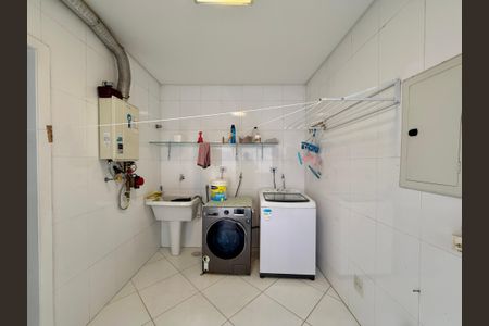 Casa para alugar com 550m², 4 quartos e 4 vagasÁrea de Serviço