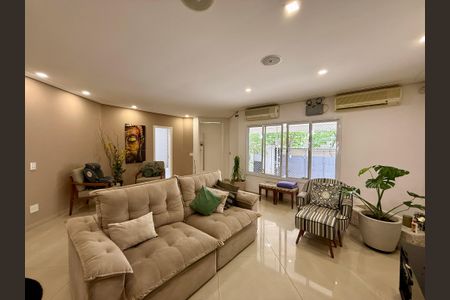 Sala  de casa para alugar com 4 quartos, 550m² em Brooklin, São Paulo