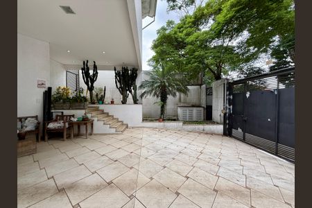 Casa para alugar com 550m², 4 quartos e 4 vagasGaragem 