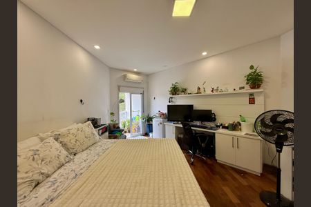 Casa para alugar com 550m², 4 quartos e 4 vagasSuíte 3