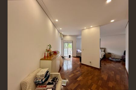 Casa para alugar com 550m², 4 quartos e 4 vagasSuíte 2