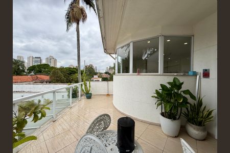 Casa para alugar com 550m², 4 quartos e 4 vagasSacada Suíte 1