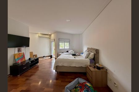 Casa para alugar com 550m², 4 quartos e 4 vagasSuíte 2