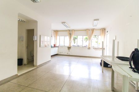 Apartamento para alugar com 43m², 2 quartos e 1 vagaÁrea comum - Salão de festas