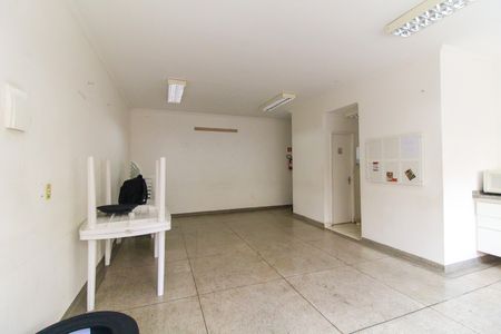 Apartamento para alugar com 43m², 2 quartos e 1 vagaÁrea comum - Salão de festas
