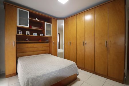 Casa à venda com 137m², 3 quartos e 3 vagasQuarto 1 suíte