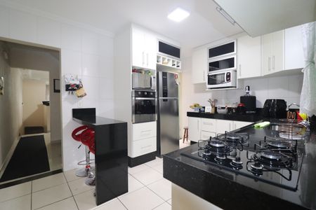 Casa à venda com 137m², 3 quartos e 3 vagasozinha