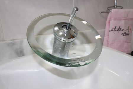 Casa à venda com 137m², 3 quartos e 3 vagasBanheiro Quarto 1 suíte