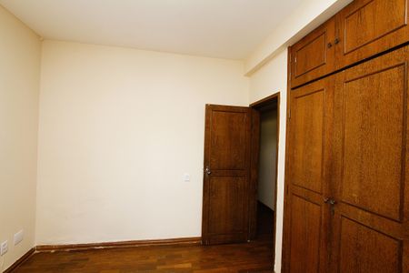 Apartamento à venda com 129m², 4 quartos e 2 vagasQuarto 3