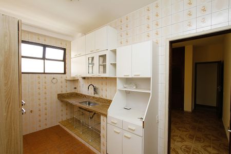 Apartamento à venda com 129m², 4 quartos e 2 vagasCozinha