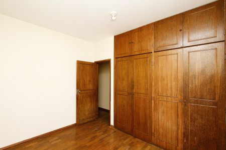 Apartamento à venda com 129m², 4 quartos e 2 vagasQuarto 1