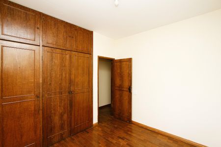 Apartamento à venda com 129m², 4 quartos e 2 vagasQuarto 4