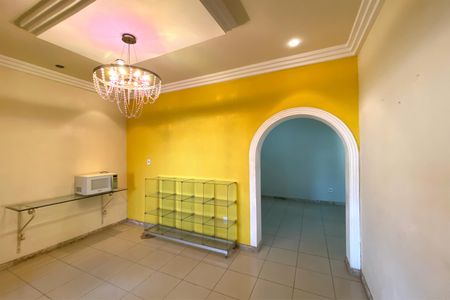 Sala de Estar de casa para alugar com 4 quartos, 400m² em Planalto, Belo Horizonte