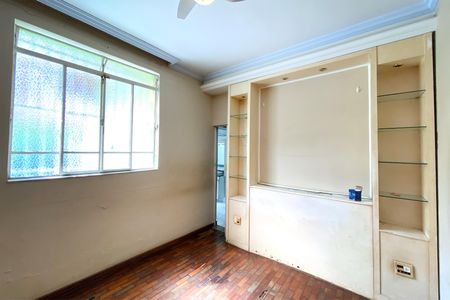 Casa para alugar com 400m², 4 quartos e 5 vagas Casa para alugar com 400m², 4 quartos e 5 vagasSuite 1