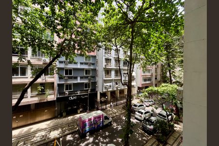 Apartamento para alugar com 80m², 1 quarto e sem vagaSala - vista