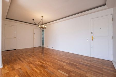 Sala de apartamento para alugar com 3 quartos, 129m² em Cerqueira César, São Paulo