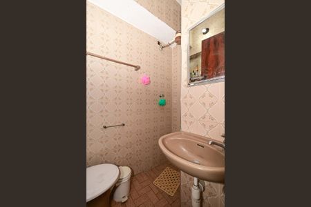 Casa para alugar com 146m², 3 quartos e 2 vagasBanheiro de Serviço