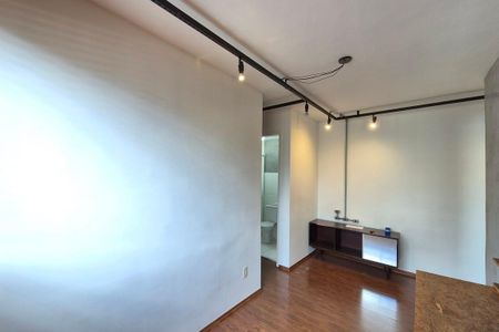 Sala de apartamento para alugar com 2 quartos, 64m² em Jardim Nova Europa, Campinas