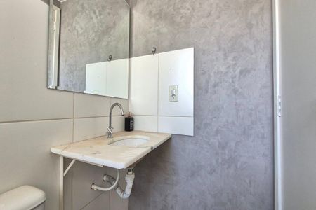 Banheiro de apartamento para alugar com 2 quartos, 64m² em Jardim Nova Europa, Campinas