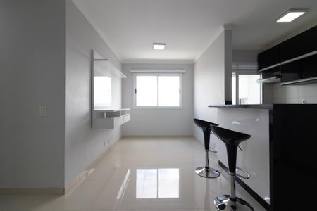 Sala de apartamento para alugar com 2 quartos, 47m² em Cangaiba, São Paulo