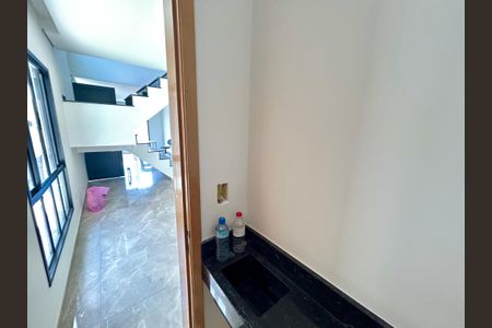 Casa à venda com 150m², 3 quartos e 3 vagasLavabo