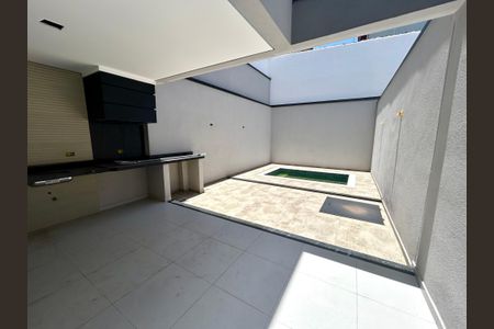 Casa à venda com 150m², 3 quartos e 3 vagasÁrea comum