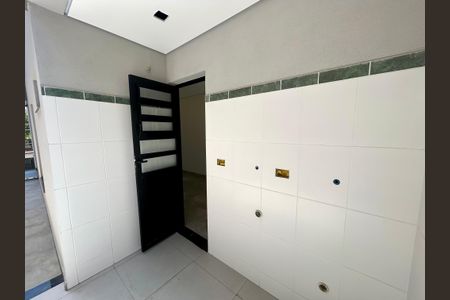 Casa à venda com 150m², 3 quartos e 3 vagasÁrea comum