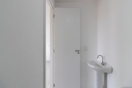 Apartamento para alugar com 32m², 2 quartos e sem vaga Apartamento para alugar com 32m², 2 quartos e sem vagaBanheiro
