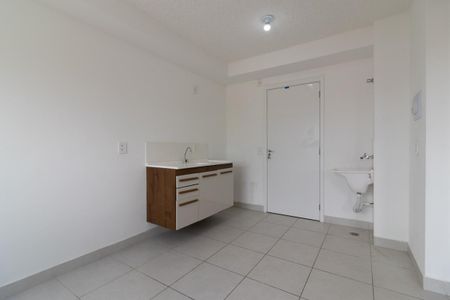Apartamento para alugar com 32m², 2 quartos e sem vaga Apartamento para alugar com 32m², 2 quartos e sem vagaCozinha e Área de Serviço