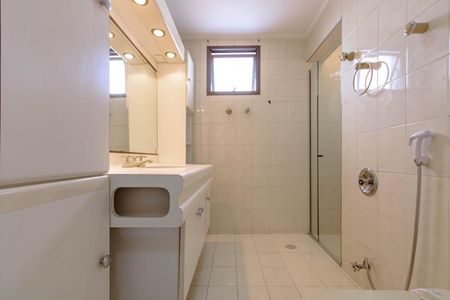 Apartamento para alugar com 485m², 4 quartos e 4 vagasBanheiro