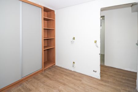 Apartamento à venda com 97m², 3 quartos e 1 vagaQuarto 2