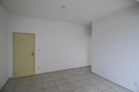 Sala de apartamento para alugar com 2 quartos, 70m² em Centro, Nova Iguaçu