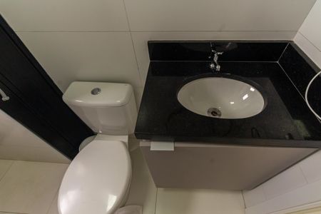 Studio para alugar com 32m², 1 quarto e sem vaga Studio para alugar com 32m², 1 quarto e sem vagaBanheiro