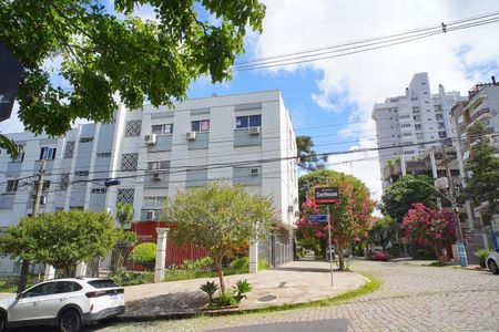 Apartamento para alugar com 89m², 3 quartos e sem vagaFachada 