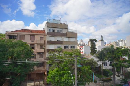 Sala_Vista  de apartamento para alugar com 3 quartos, 89m² em São João, Porto Alegre