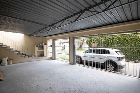 Casa para alugar com 200m², 3 quartos e 2 vagas Casa para alugar com 200m², 3 quartos e 2 vagasGaragem