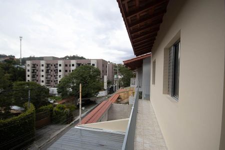Casa para alugar com 200m², 3 quartos e 2 vagas Casa para alugar com 200m², 3 quartos e 2 vagasVaranda