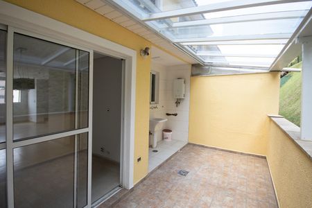 Casa para alugar com 115m², 3 quartos e 2 vagas Casa para alugar com 115m², 3 quartos e 2 vagasÁrea de Serviço