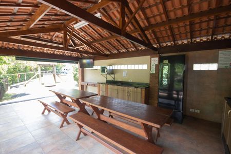 Casa para alugar com 115m², 3 quartos e 2 vagas Casa para alugar com 115m², 3 quartos e 2 vagasÁrea comum - Churrasqueira