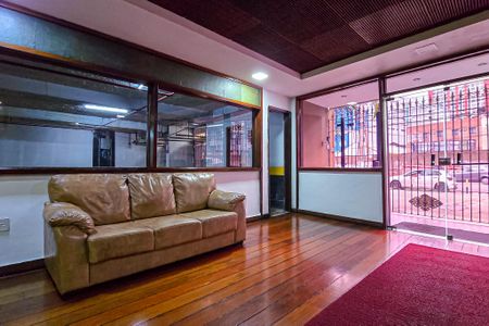 Apartamento para alugar com 49m², 2 quartos e 1 vaga Apartamento para alugar com 49m², 2 quartos e 1 vagaHall social