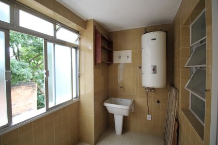 Apartamento à venda com 114m², 3 quartos e 1 vagaÁrea de Serviço