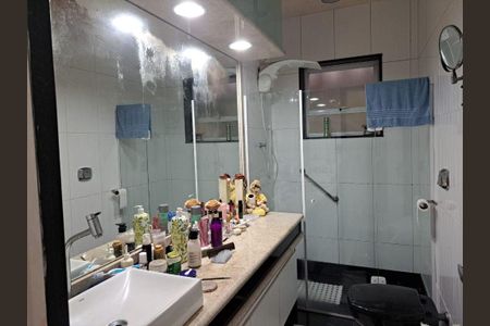 Casa à venda com 3 quartos, 220m² em Itaipu, Niterói