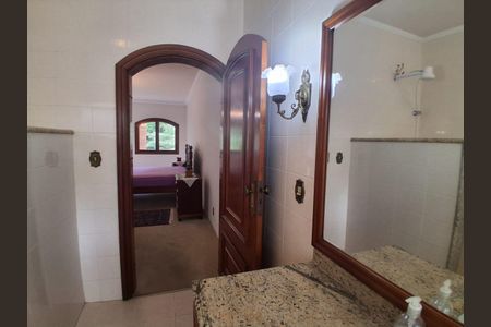 Casa de condomínio para alugar com 450m², 4 quartos e 5 vagas Casa de condomínio para alugar com 450m², 4 quartos e 5 vagasBanheiro