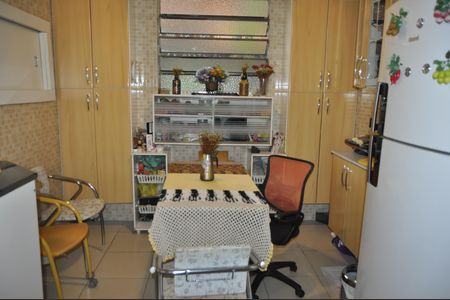 Casa à venda com 2 quartos, 360m² em Piedade, Rio de Janeiro