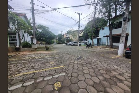 Casa à venda com 2 quartos, 95m² em Sapê, Niterói