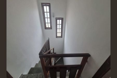 Casa à venda com 2 quartos, 95m² em Sapê, Niterói