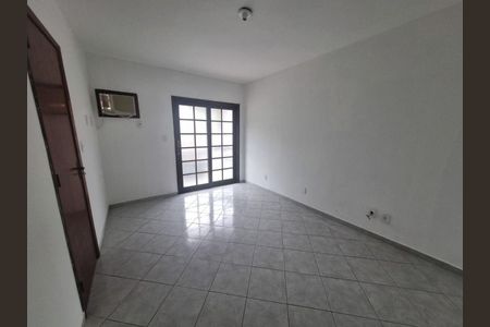Casa à venda com 2 quartos, 95m² em Sapê, Niterói
