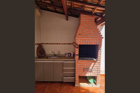 Casa à venda com 140m², 3 quartos e 4 vagas