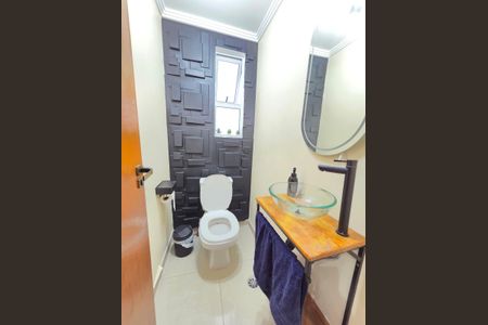 Casa à venda com 140m², 3 quartos e 4 vagas